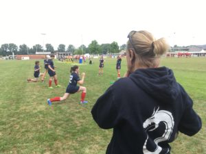 Trude coaching the team - right before the decisive game 2 on day 2.